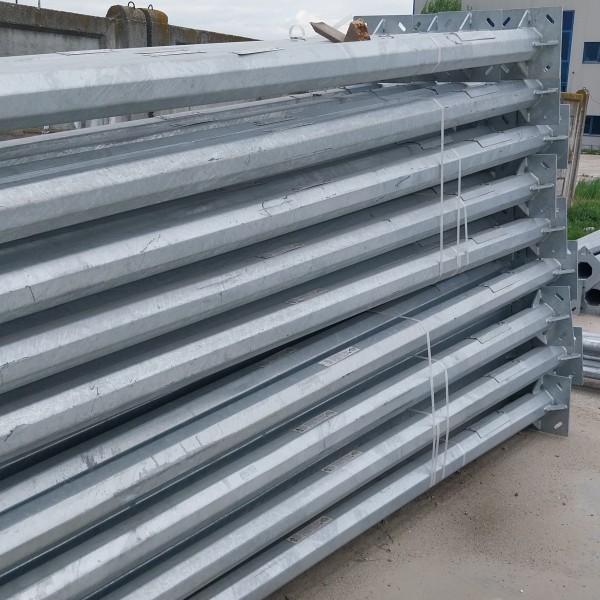 Stalp metalic stradal 7 metri