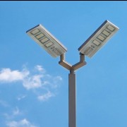 Lampa stradala led cu panou fotovoltaic 50W